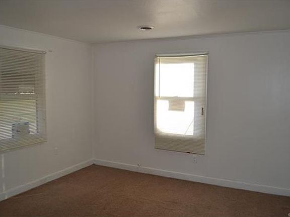 3rd image of 837 E Wythe St