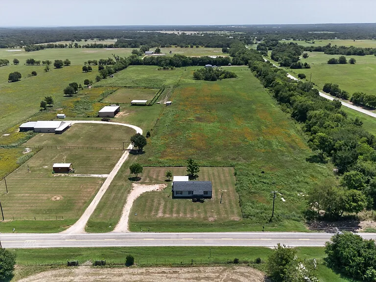 875 W Farm Road 71 — Photo 5