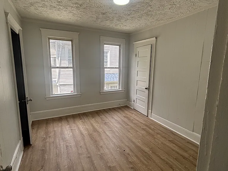 183 Chestnut Ave #2 — Photo 6