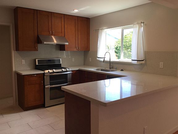 5th image of 2109 Trousdale Dr