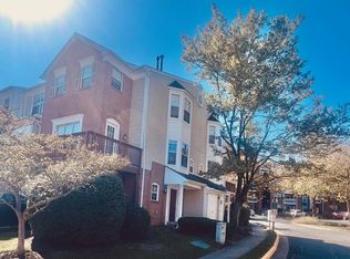 11711 Scooter Ln, Fairfax, VA 22030