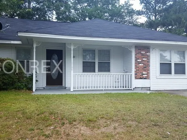 428 Greenlake Dr, Hopkins, SC 29061