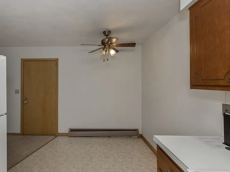 1016 Lincoln Rd — Photo 4