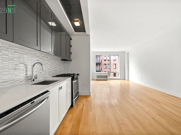 225 N 9th St #2C — Photo 6