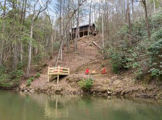 425 River Bend Ct, Ellijay, GA 30540