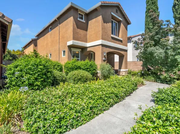 4040 Vittoria Ln, Sacramento, CA 95834