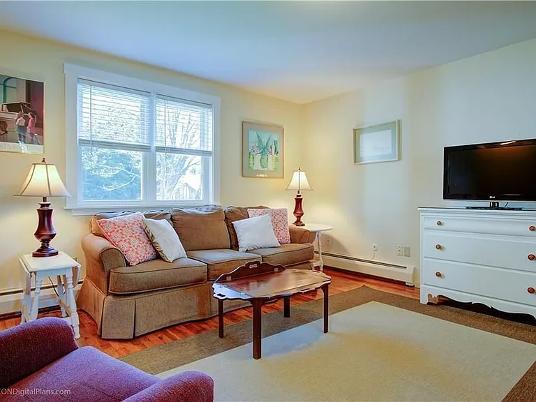 70 Carroll Ave #1113 — Photo 10