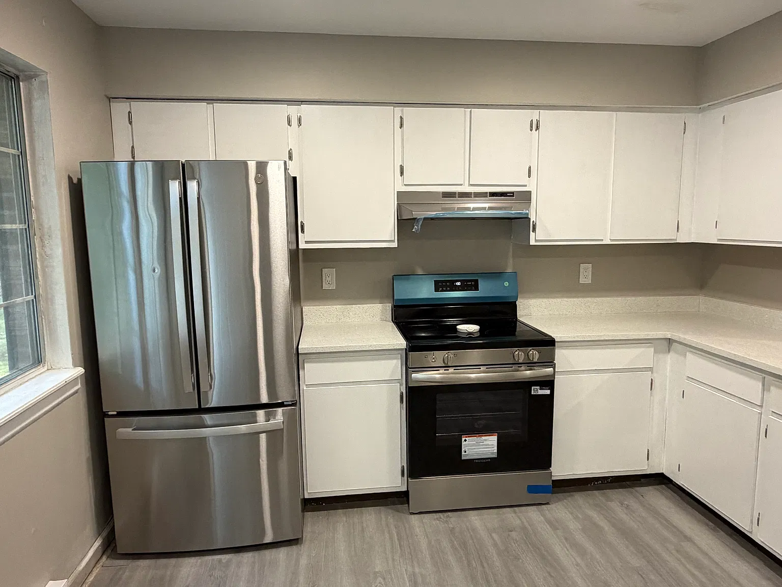 2 bed, 1.5 bath, 1072 sqft, $1,800 — Photo 2