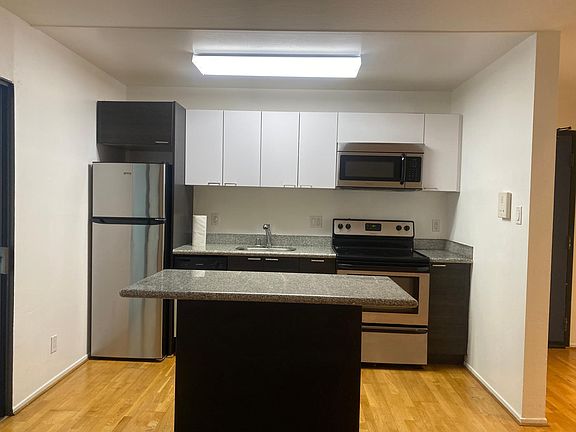 3rd image of 2173 California St #102