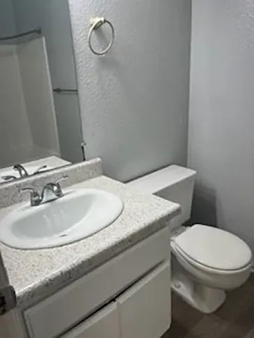 Sand Castle Apartments — Photo 6