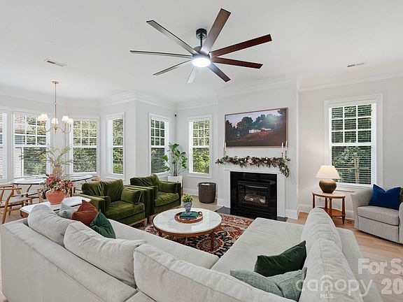 5th image of 2810 Arsdale Rd