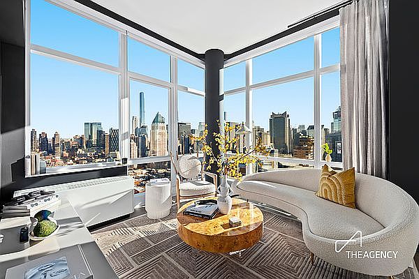 1st image of 450 W 42nd St APT 49B