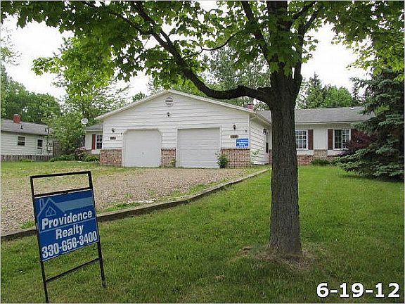 3rd image of 9242 Gerald Dr