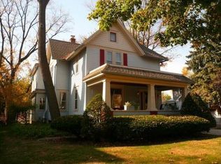 110 S East Ave, Waukesha, WI 53186