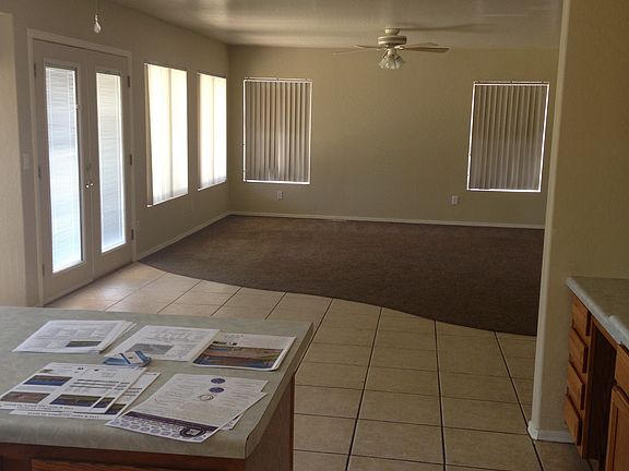 5th image of 1725 W Aspen Ave