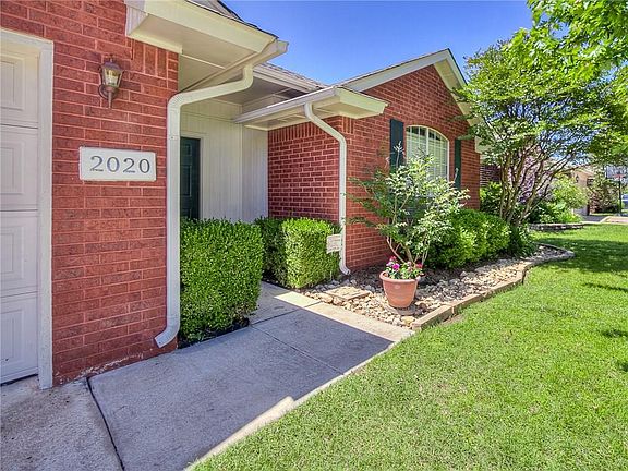 3rd image of 2020 Old Central Dr