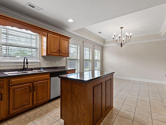 5th image of 321 Honeyberry Ln