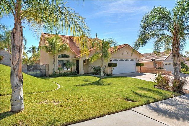 1st image of 5735 N Carleton St