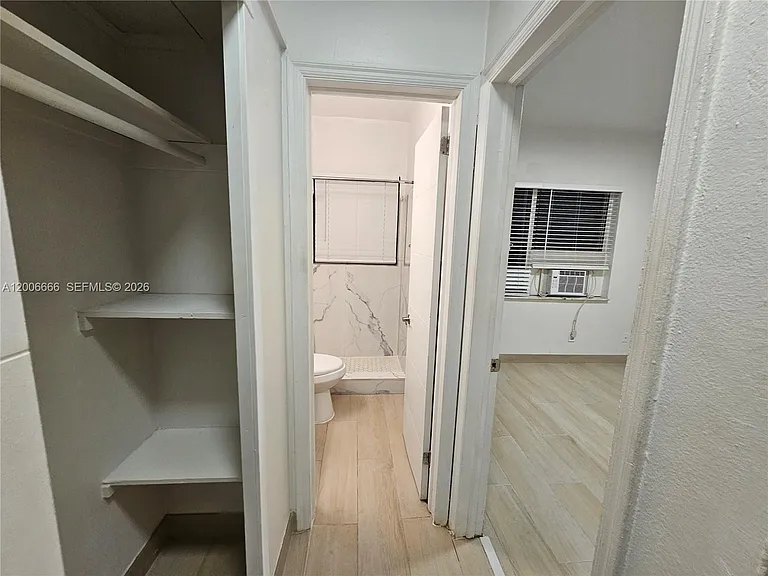 1723 Liberty St #5 — Photo 4