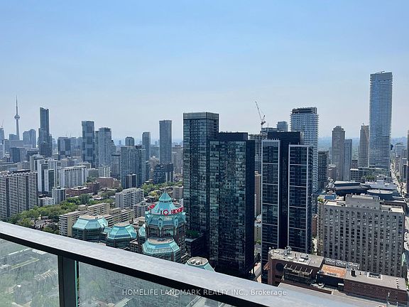 4th image of 395 Bloor St E #4303