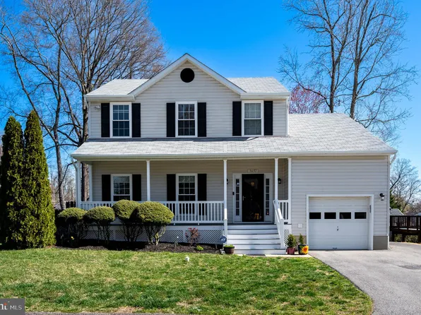 3651 6th Ave, Edgewater, MD 21037