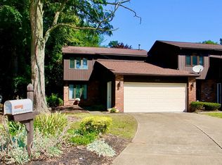 8339 Villa Marina Ct, Mentor, OH 44060