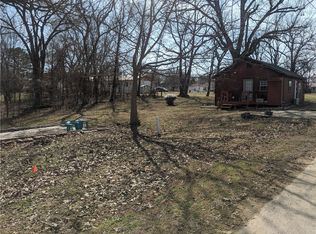 1109 NE A St #17, Bentonville, AR 72712