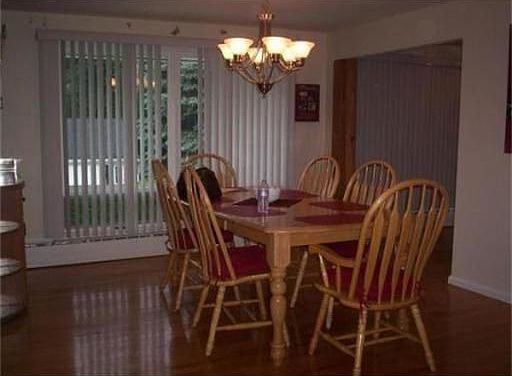 3rd image of 695 Lynnfield St