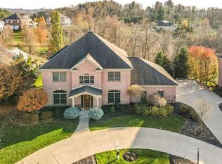 3005 Fallbrook Dr, Coraopolis, PA 15108