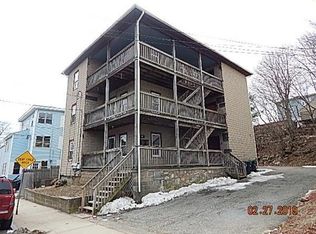 169 Worcester St, Southbridge, MA 01550