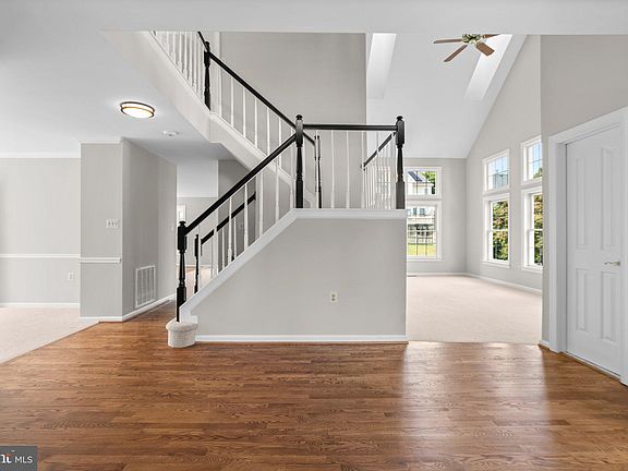 4th image of 307 Argosy Dr