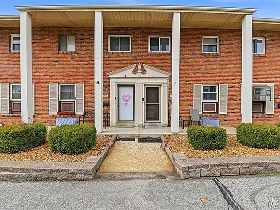 2nd image of 2541 Union Rd