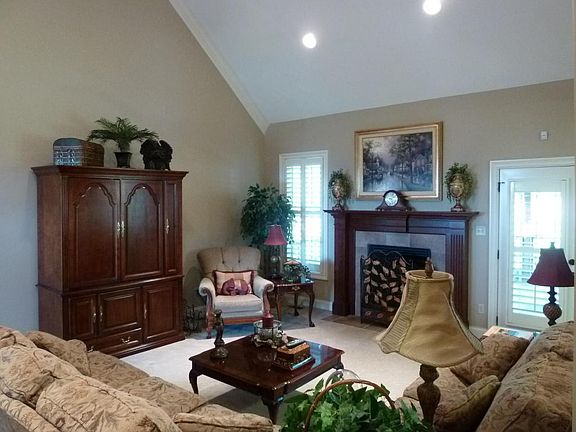 3rd image of 4537 Alan Springs Ln