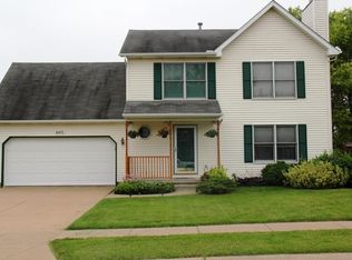 3471 43rd Avenue Ct, Bettendorf, IA 52722