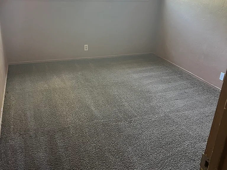 135 Phoenix Ave — Photo 9