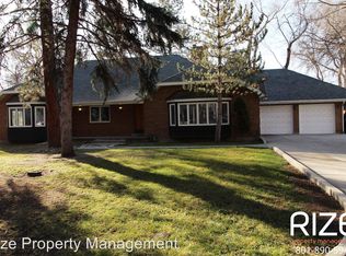 1906 E Lakewood Dr, Holladay, UT 84117