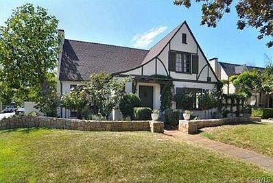 1st image of 2026 Rose Villa St