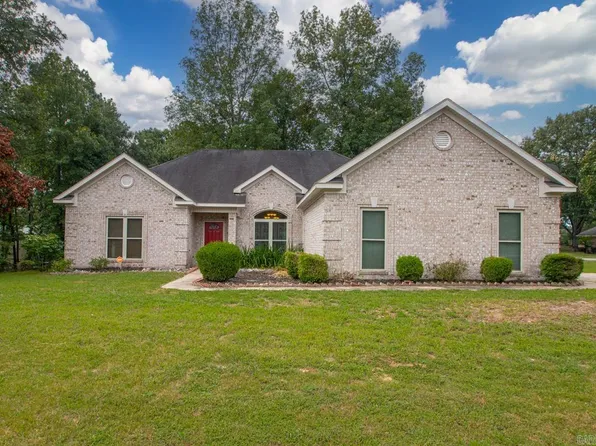 12008 Oak Valley Dr, Mabelvale, AR 72103