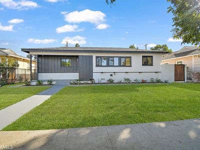 18002 Lull St, Reseda, CA, 91335