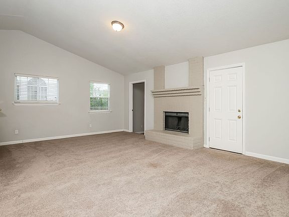 5th image of 2730 Bear Springs Dr