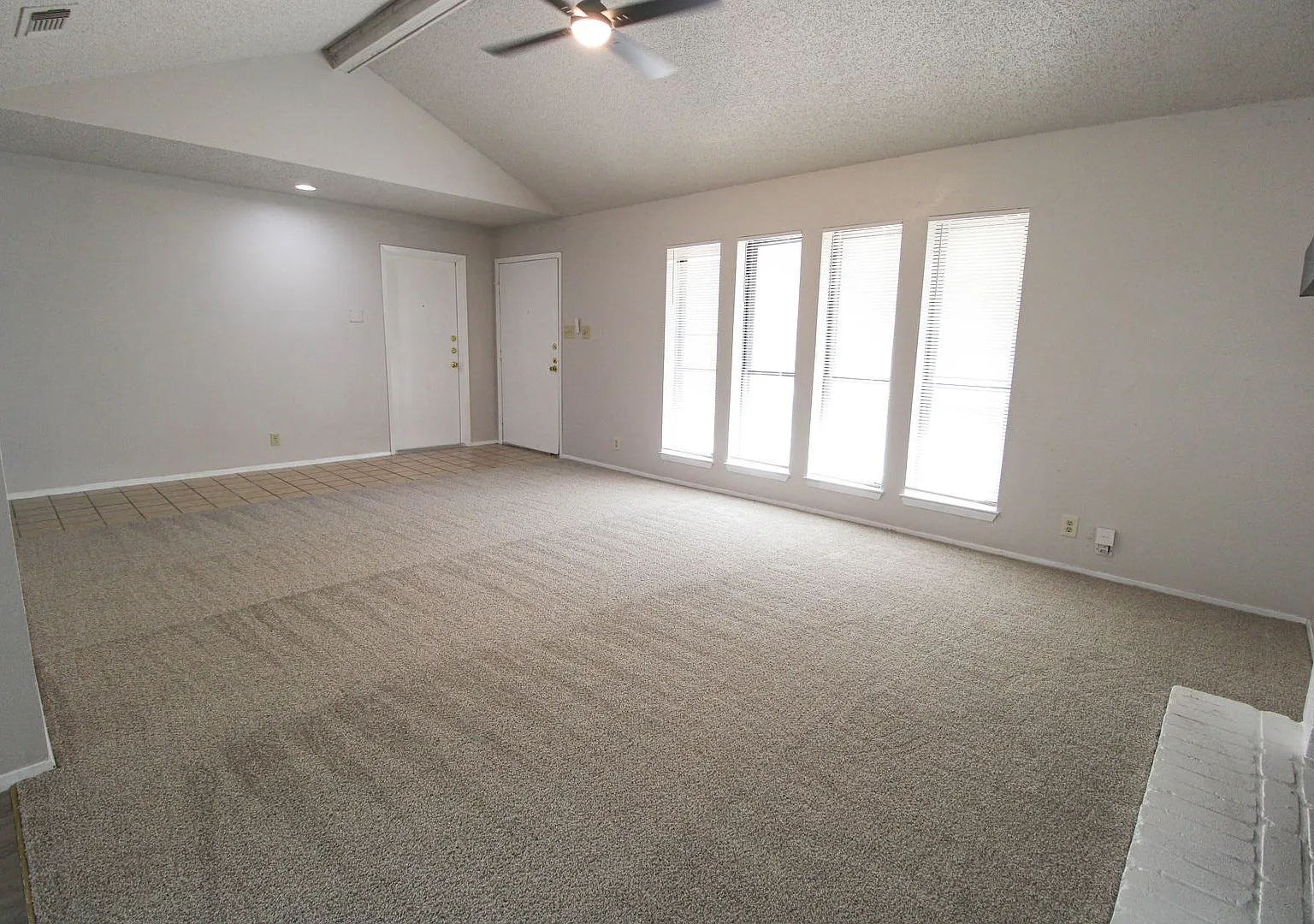 14323 Modesta Place — Photo 4