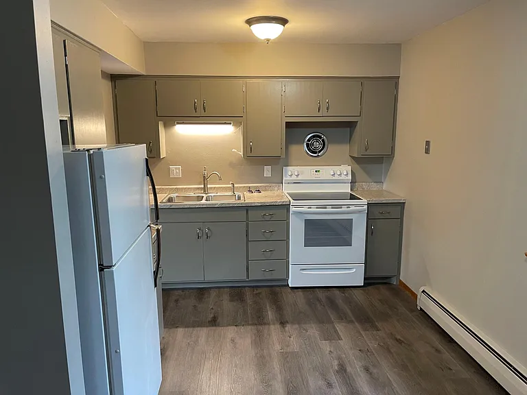 608 S Anderson St — Photo 7