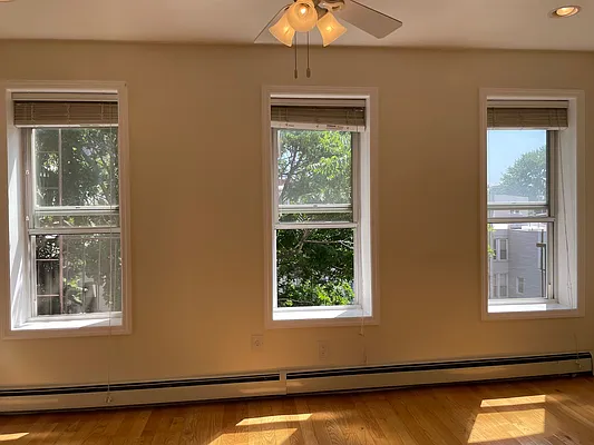 Rented by Compass | media 11