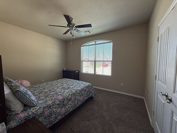 5th image of 805 Gallantry Ln