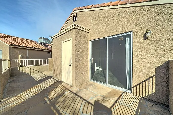 7040 W Olive Ave #12 — Photo 24