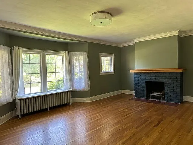 5 bed, 2009 sqft, $2,200 — Photo 2