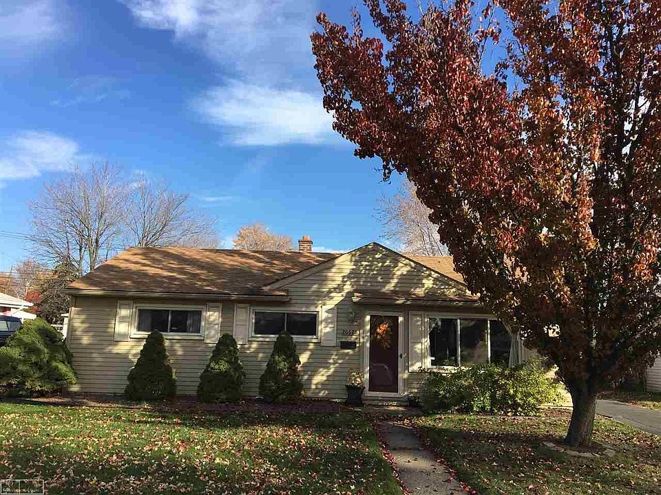 1st image of 26628 Margaret St