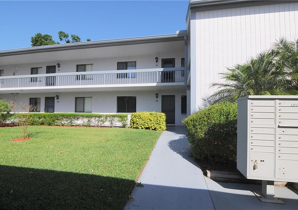 1st image of 307 Martha Ln