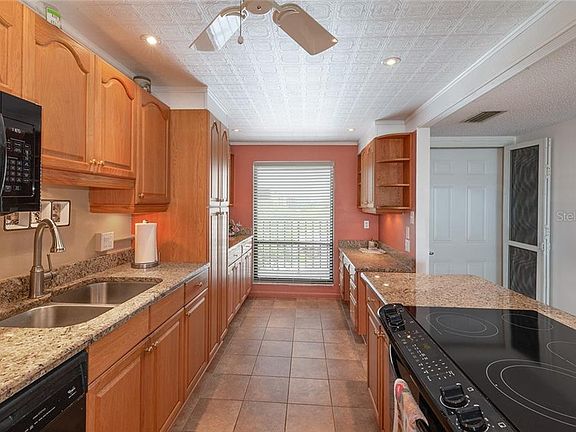 2nd image of 3400 Cove Cay Dr Unit 5H