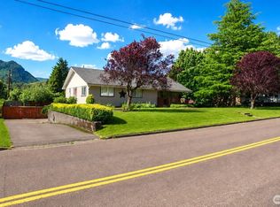 676 Adams Avenue, Morton, WA 98356